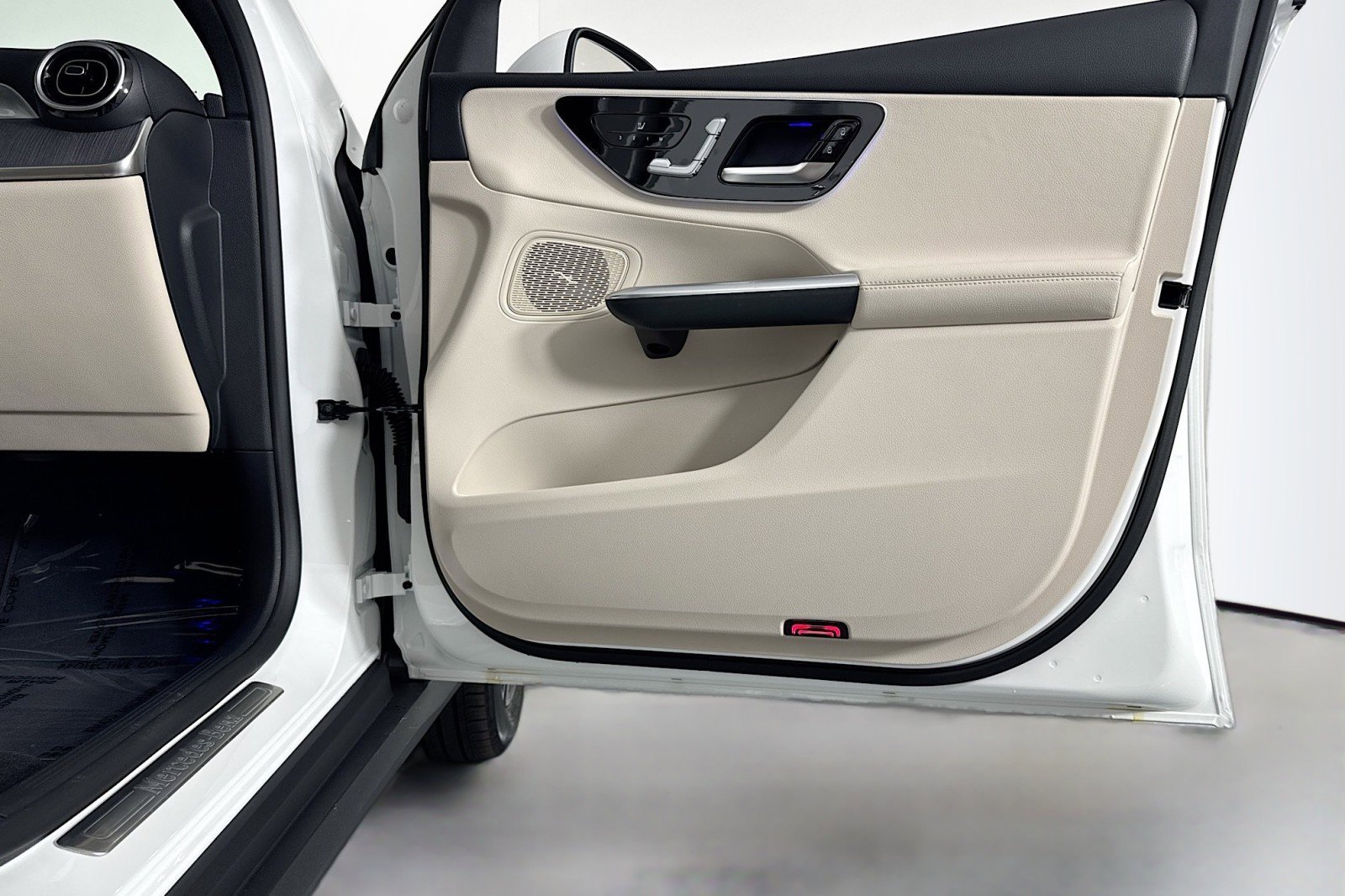 New 2026 Mercedes-Benz GLC 300 image 23