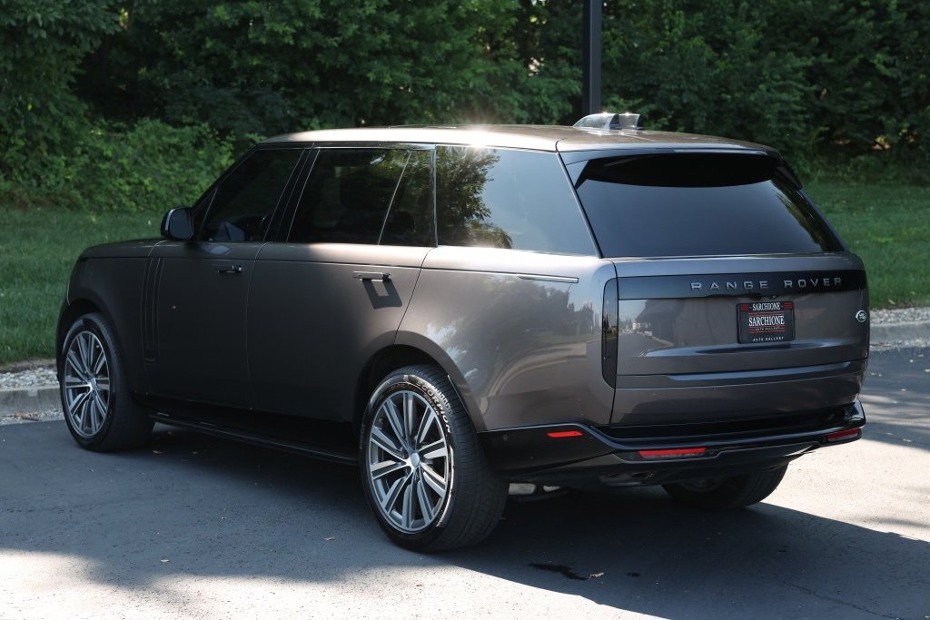 Used 2023 Land Rover Range Rover Long Wheelbase Autobiography image 19