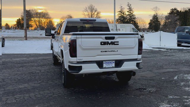 Used 2024 GMC Sierra 2500 Denali Ultimate image 7