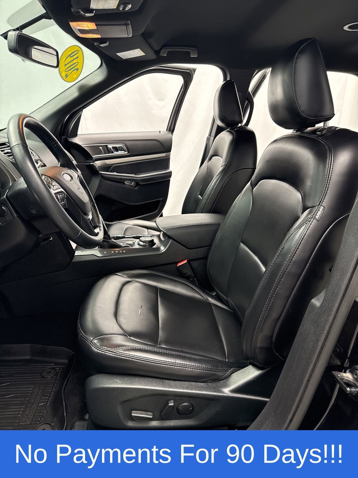 Used 2019 Ford Explorer XLT w/ Equipment Group 202A AWD/4WD image 8