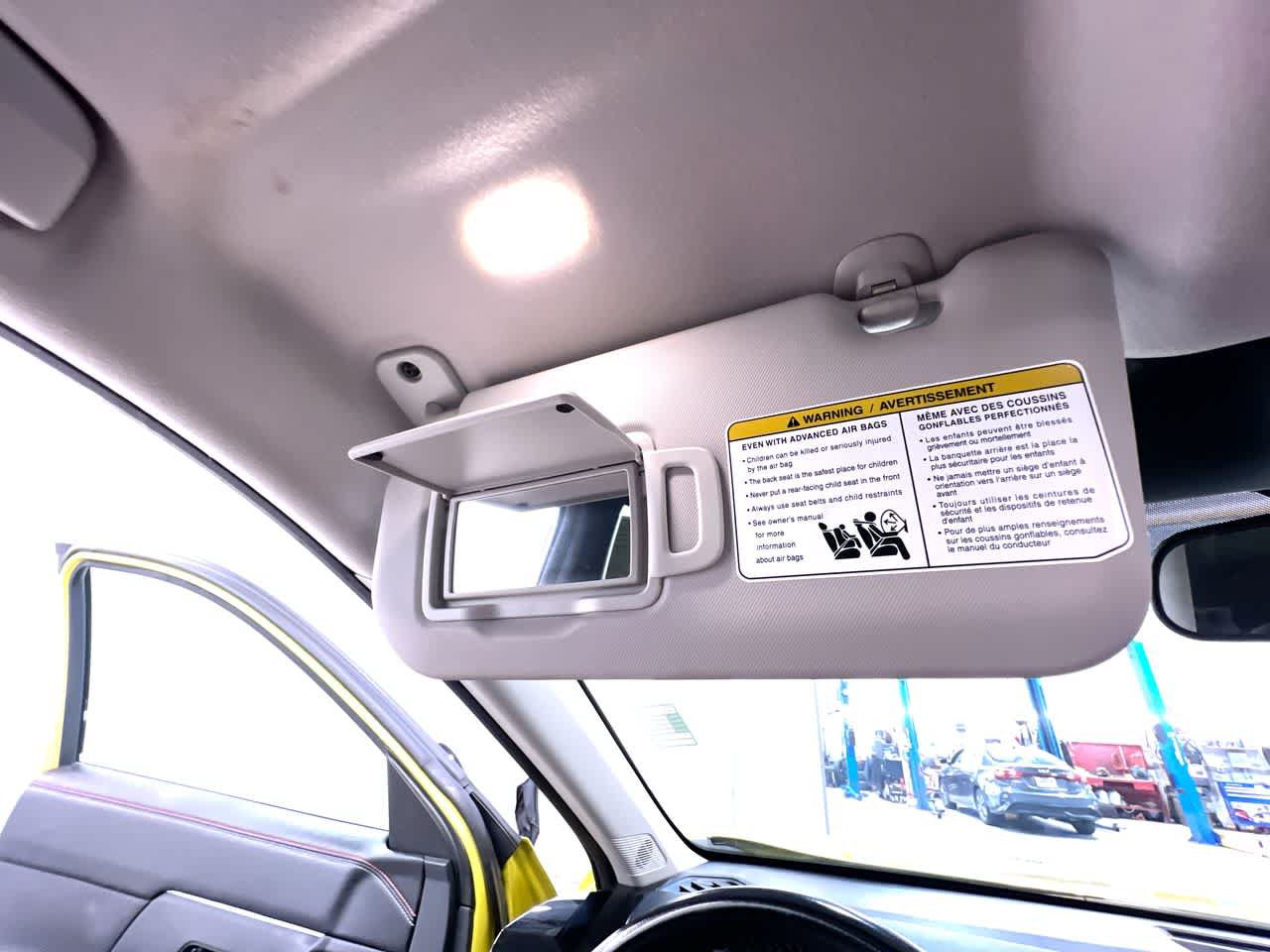 Used 2025 Nissan Kicks SR FWD image 32
