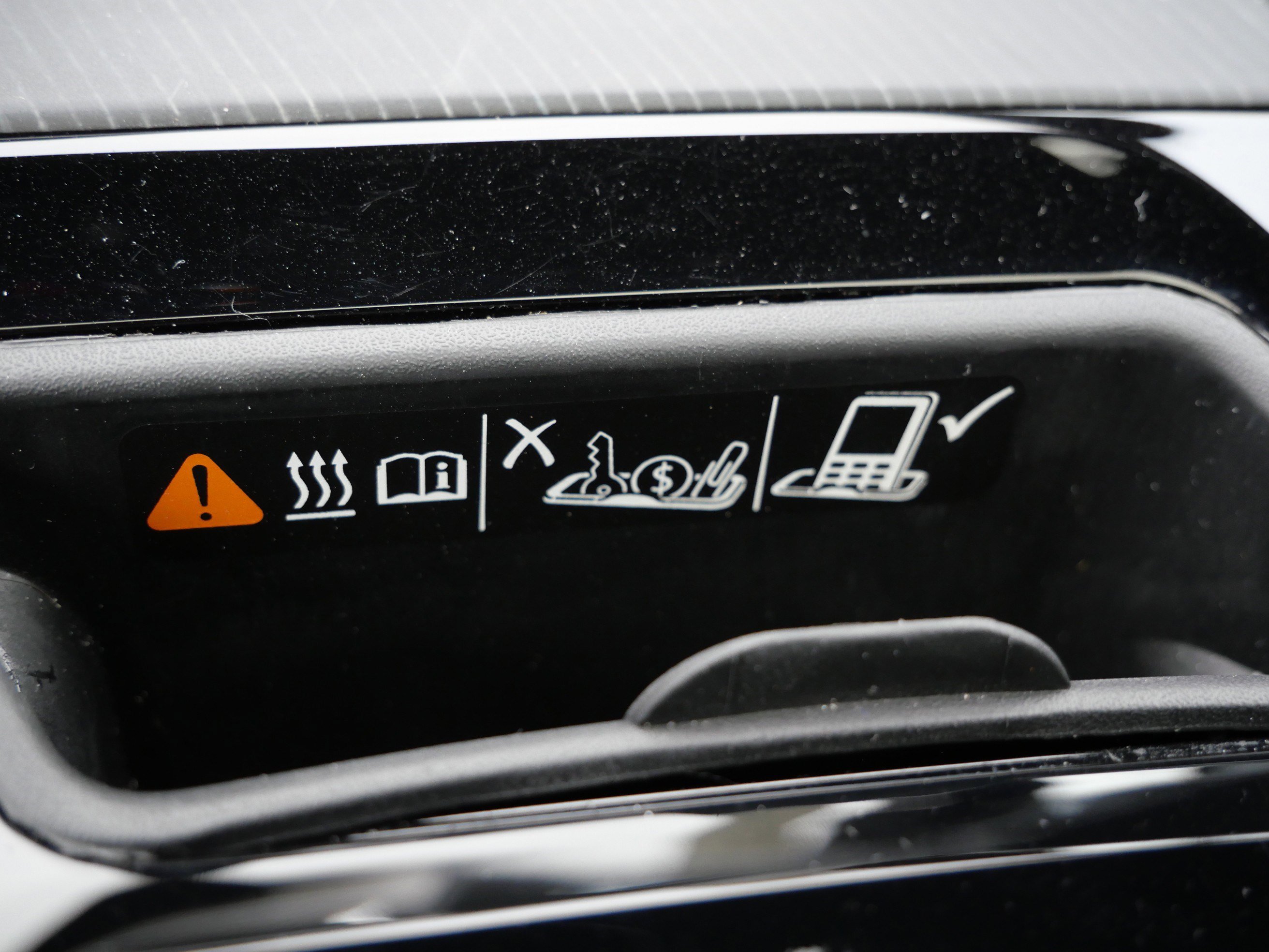 Certified 2024 Cadillac Lyriq Luxury w/ LPO, Floor Liner Package image 33