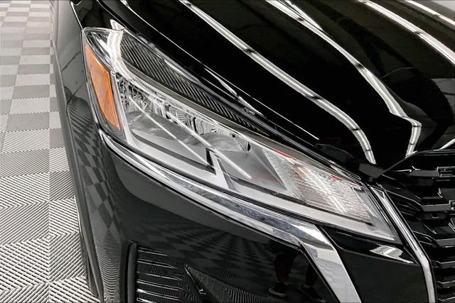 New 2025 Nissan Kicks Play S image 15