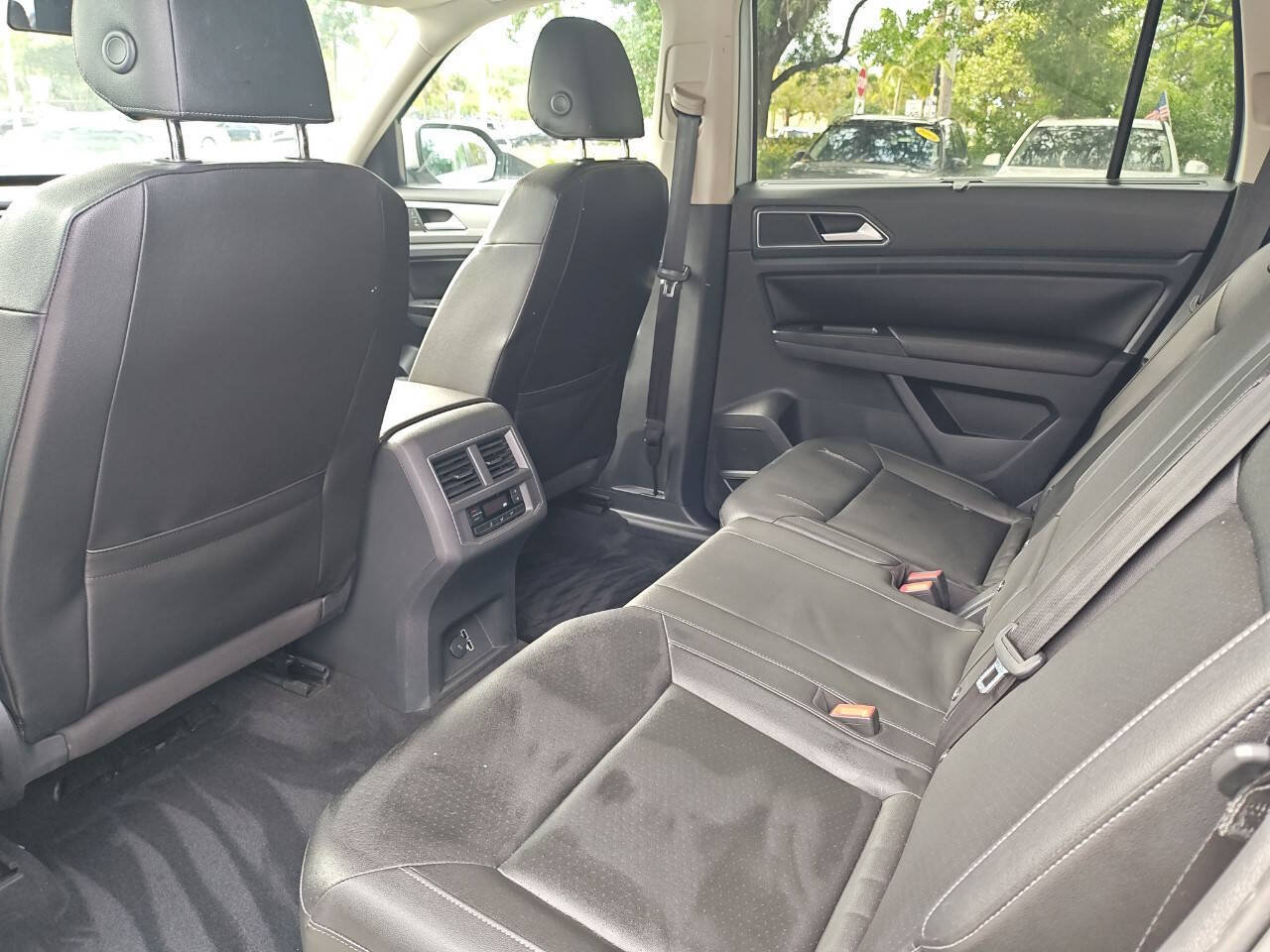 Used 2018 Volkswagen Atlas SE FWD image 36