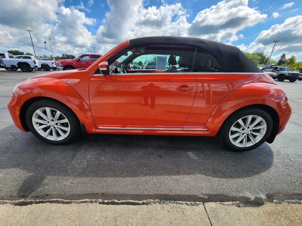 Used 2019 Volkswagen Beetle 2.0T SE FWD image 26