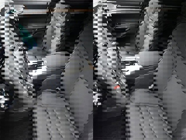 New 2025 Volvo EX90 Ultra image 15