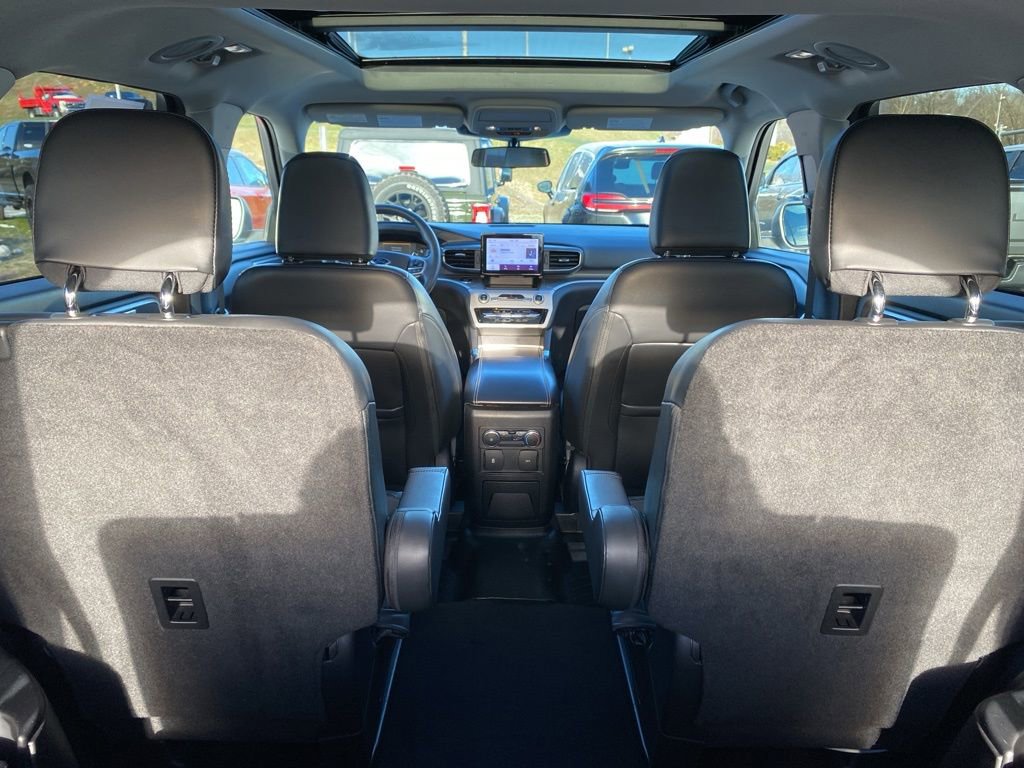 Used 2022 Ford Explorer XLT w/ Equipment Group 202A image 20