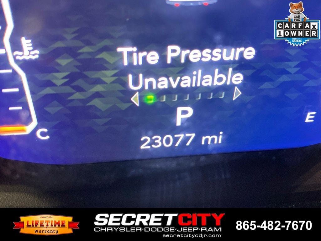 Used 2023 Jeep Gladiator Mojave w/ Cold Weather Group AWD/4WD image 18