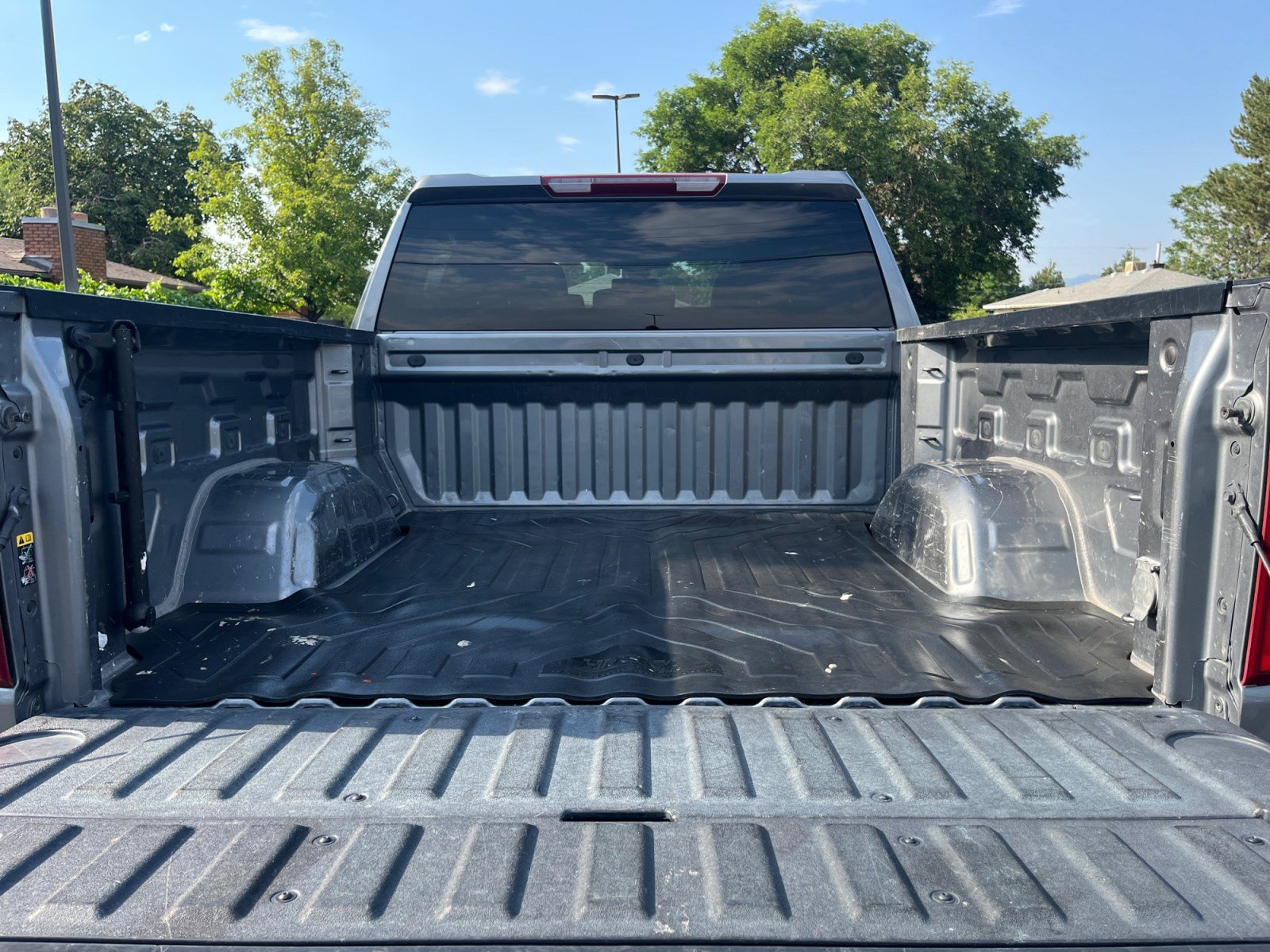 Used 2021 Chevrolet Silverado 1500 Custom w/ Safety Confidence Package AWD/4WD image 16