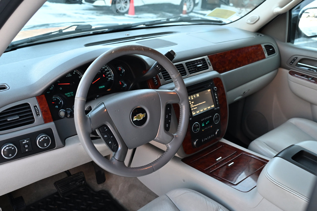 Used 2012 Chevrolet Tahoe LTZ image 19