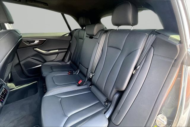 Used 2023 Audi Q8 Premium Plus AWD/4WD image 28