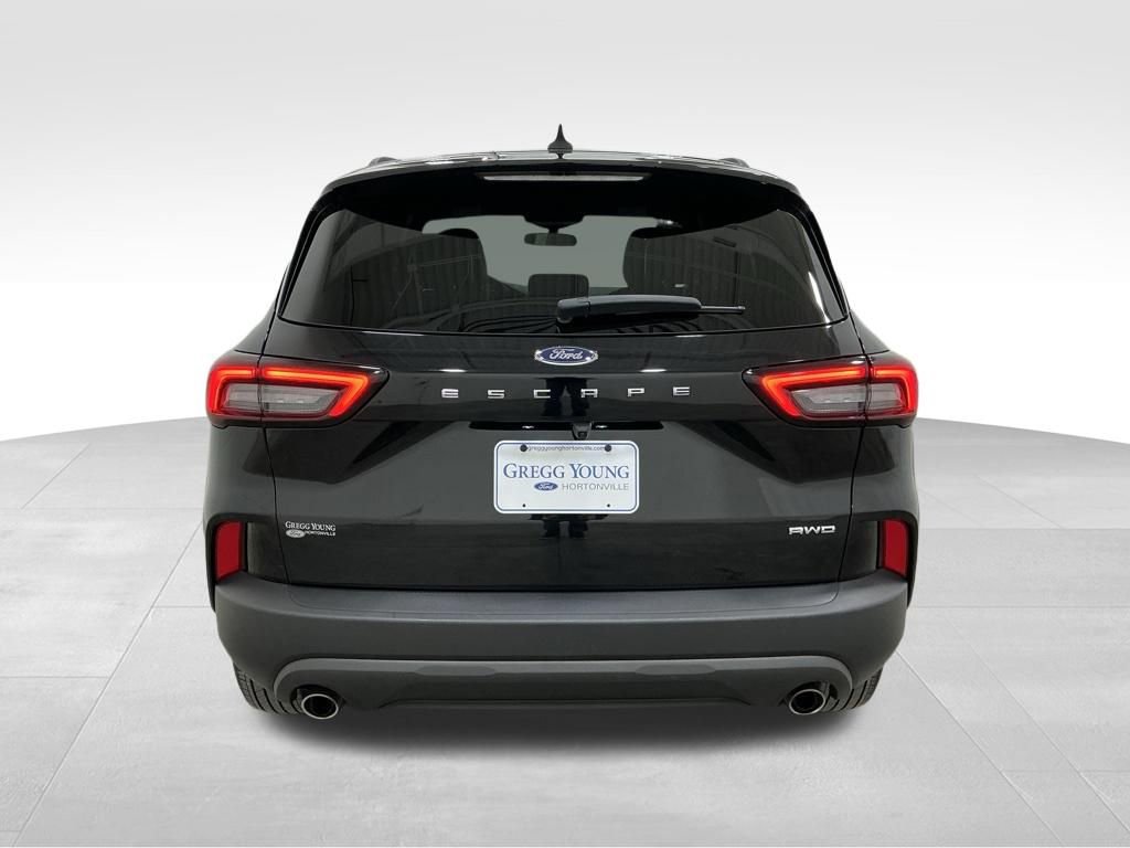 Used 2025 Ford Escape ST-Line image 21
