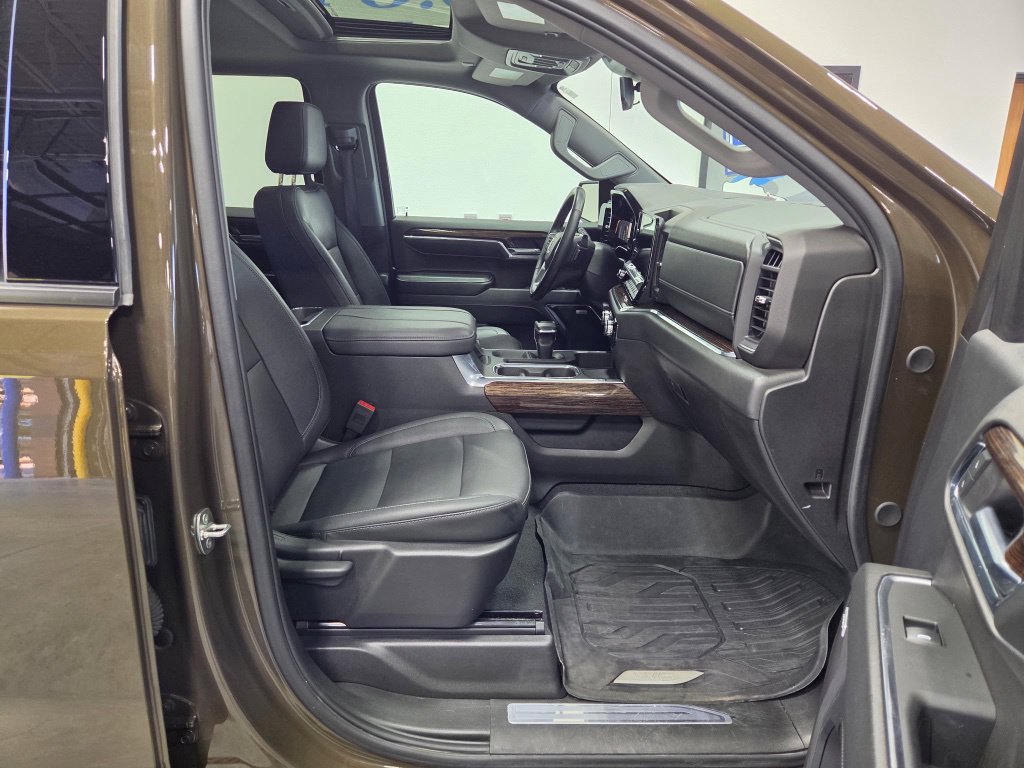 Used 2024 GMC Sierra 1500 Elevation w/ Elevation Premium Package AWD/4WD image 23