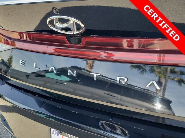Certified 2023 Hyundai Elantra Limited w/ Cargo Package image 23