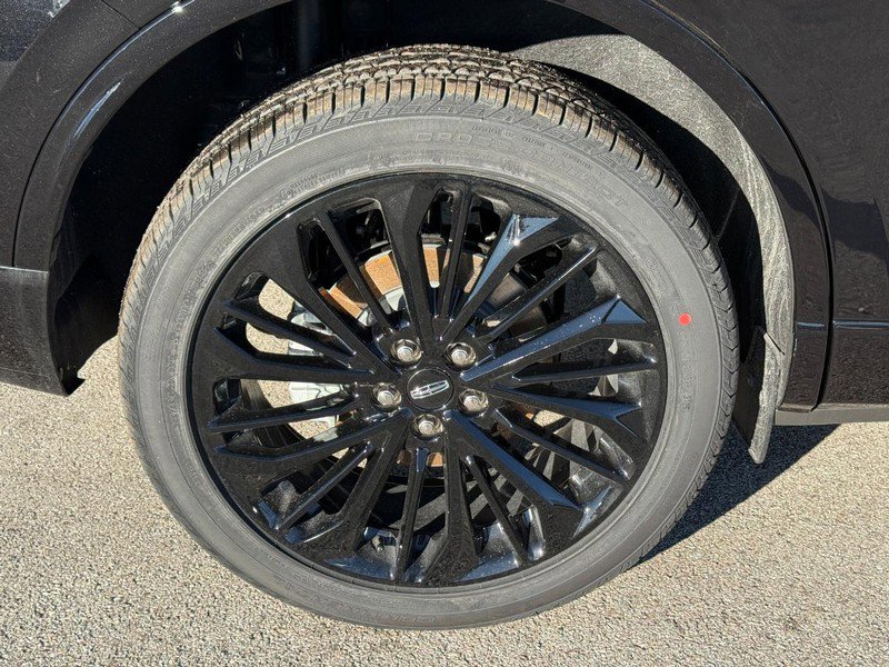 New 2026 Lincoln Corsair Reserve w/ Jet Appearance Package image 4