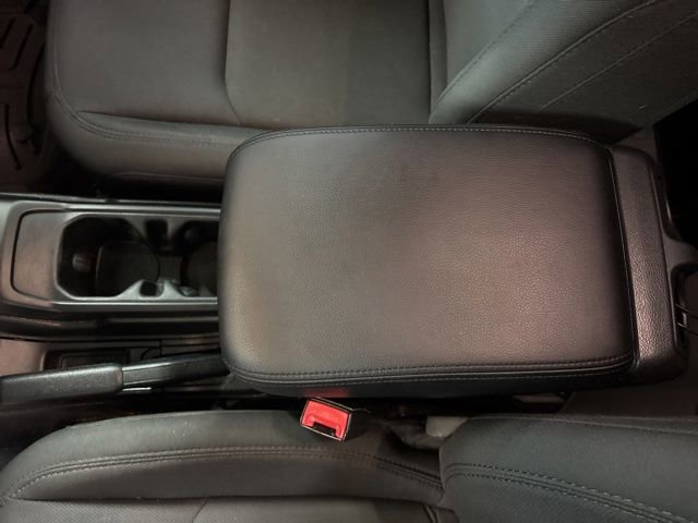 Used 2020 Jeep Wrangler Unlimited Sahara AWD/4WD image 24