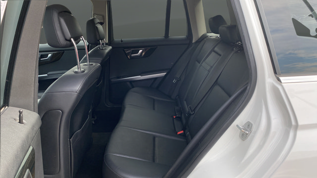 Used 2015 Mercedes-Benz GLK 350 2WD image 23