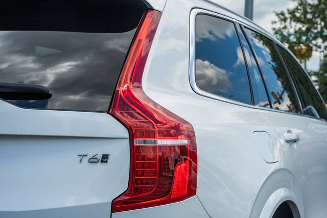 Used 2021 Volvo XC90 T6 Momentum w/ Advanced Package AWD/4WD image 7