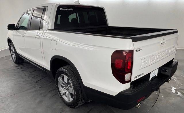 Certified 2025 Honda Ridgeline RTL image 6