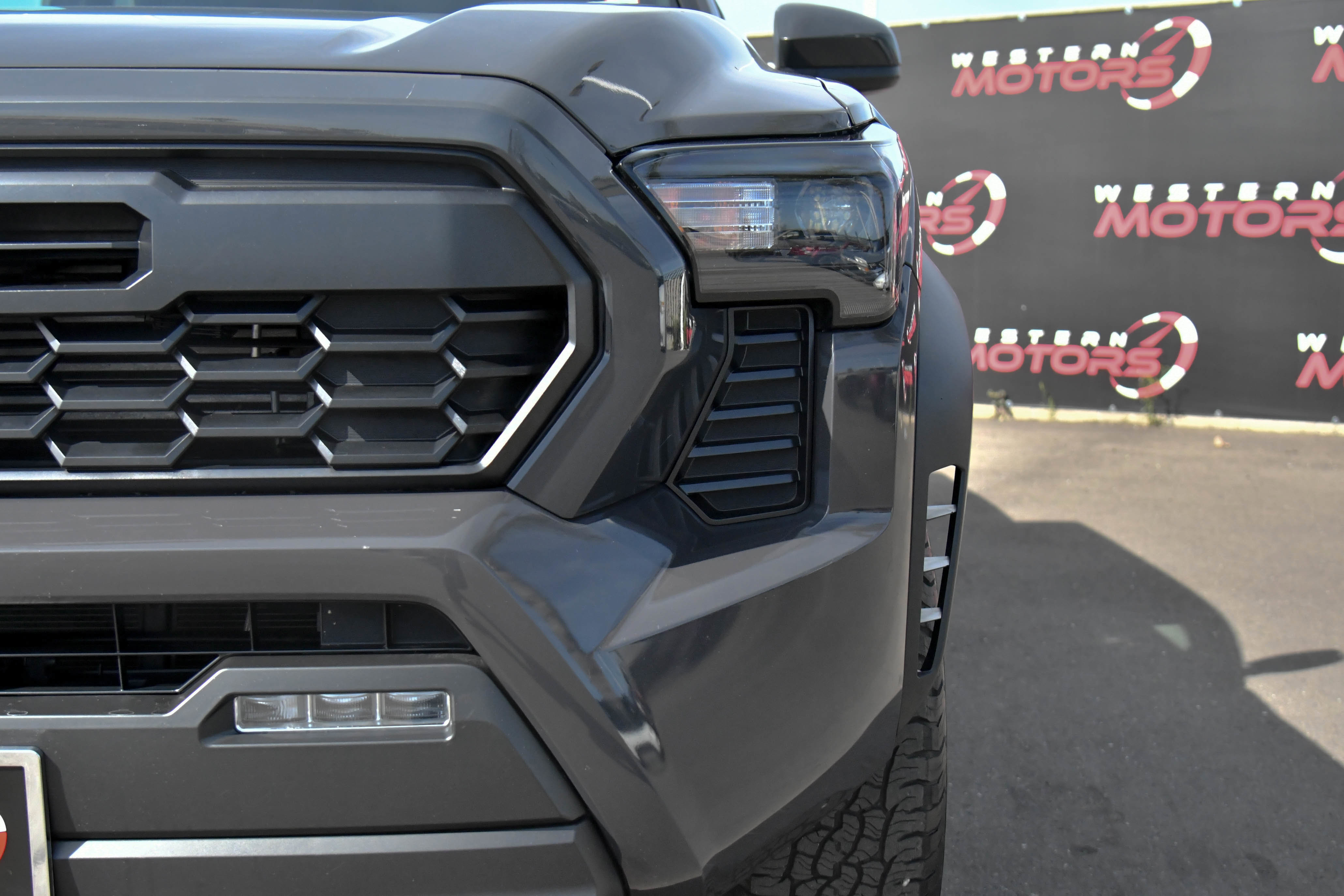 Used 2024 Toyota Tacoma TRD Sport image 11