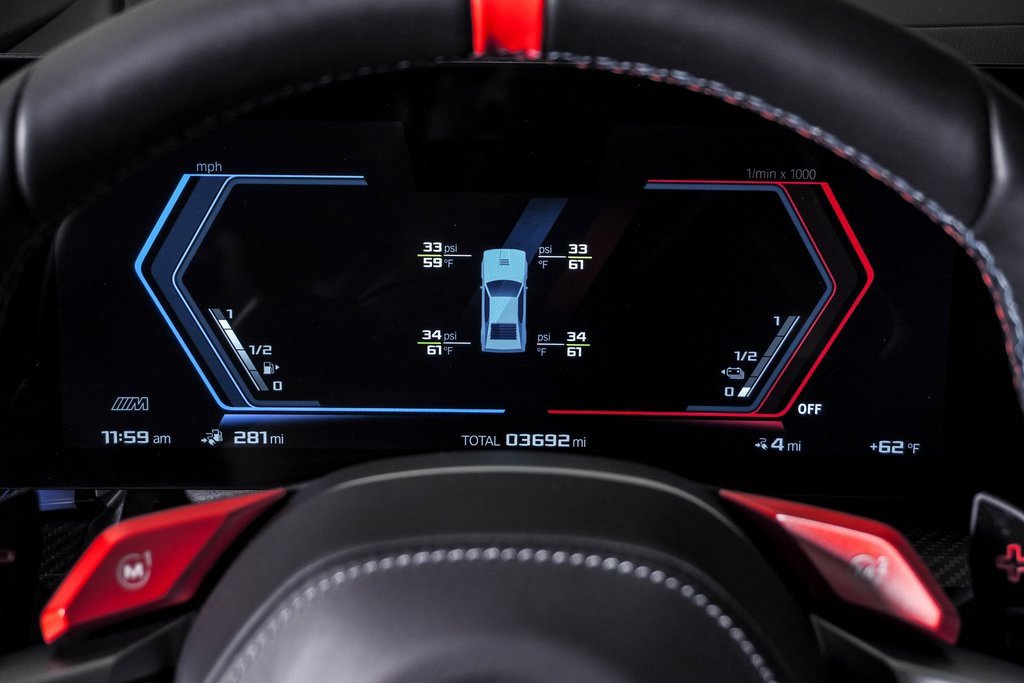 Used 2026 BMW M5 w/ Executive Package image 28