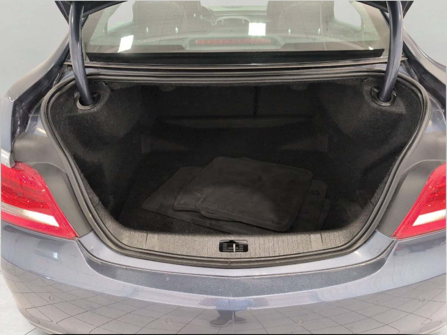 Used 2014 Buick LaCrosse Leather FWD image 15