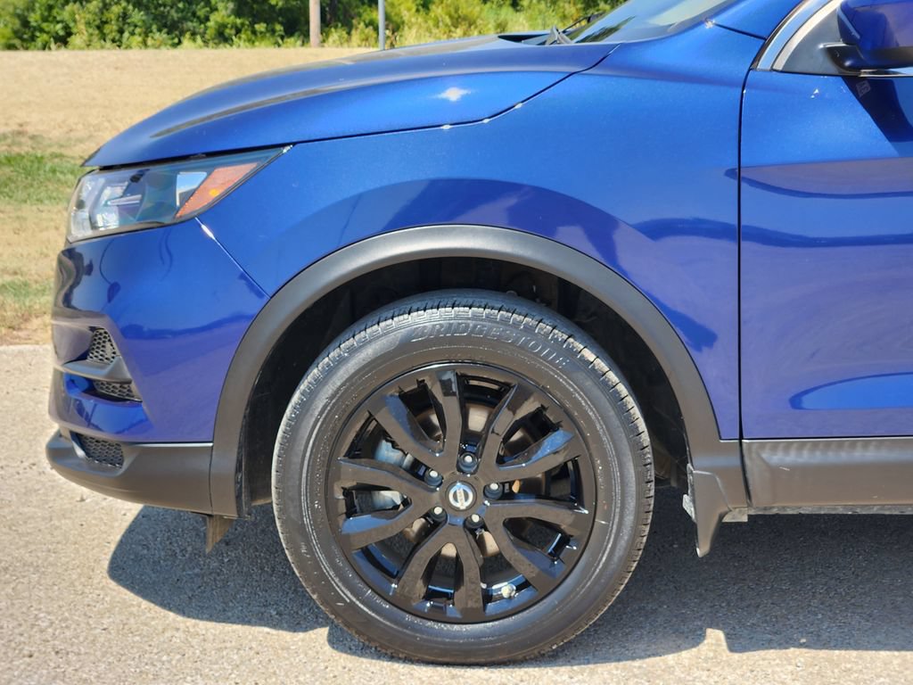 Used 2022 Nissan Rogue Sport S FWD image 8