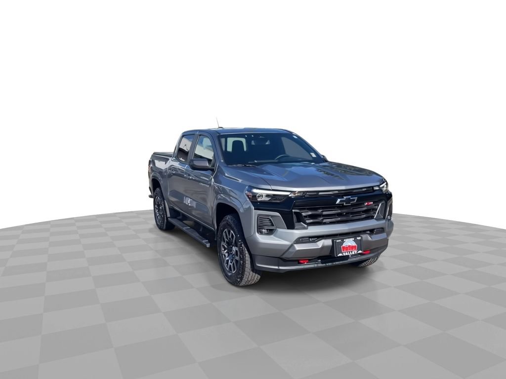 Used 2025 Chevrolet Colorado Z71 w/ Technology Package image 2