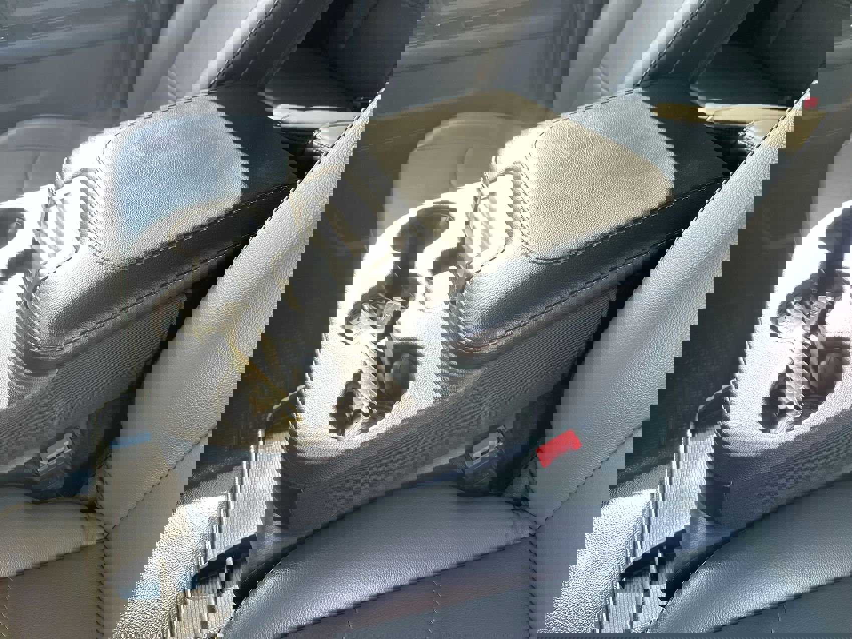 Used 2024 RAM 2500 Tradesman w/ Chrome Appearance Group image 19