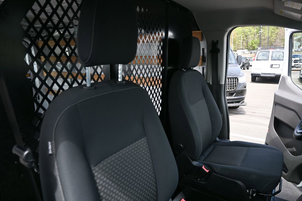 Used 2024 Ford Transit 250 Low Roof w/ Exterior Upgrade Package image 15