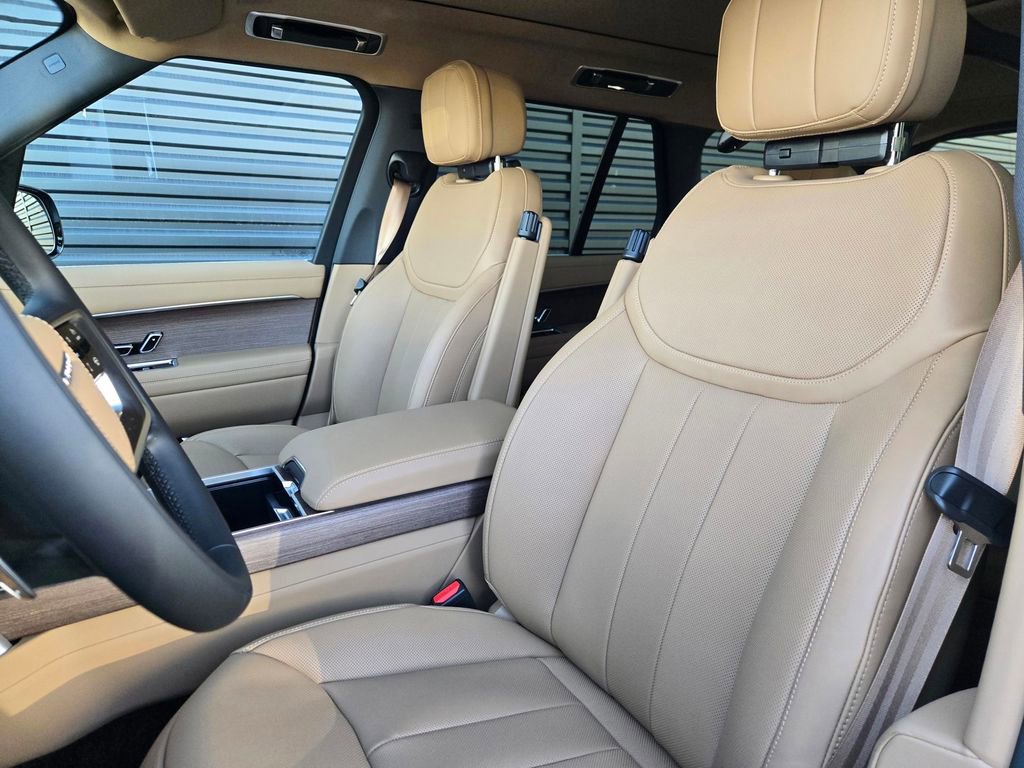 New 2026 Land Rover Range Rover SE AWD/4WD image 11