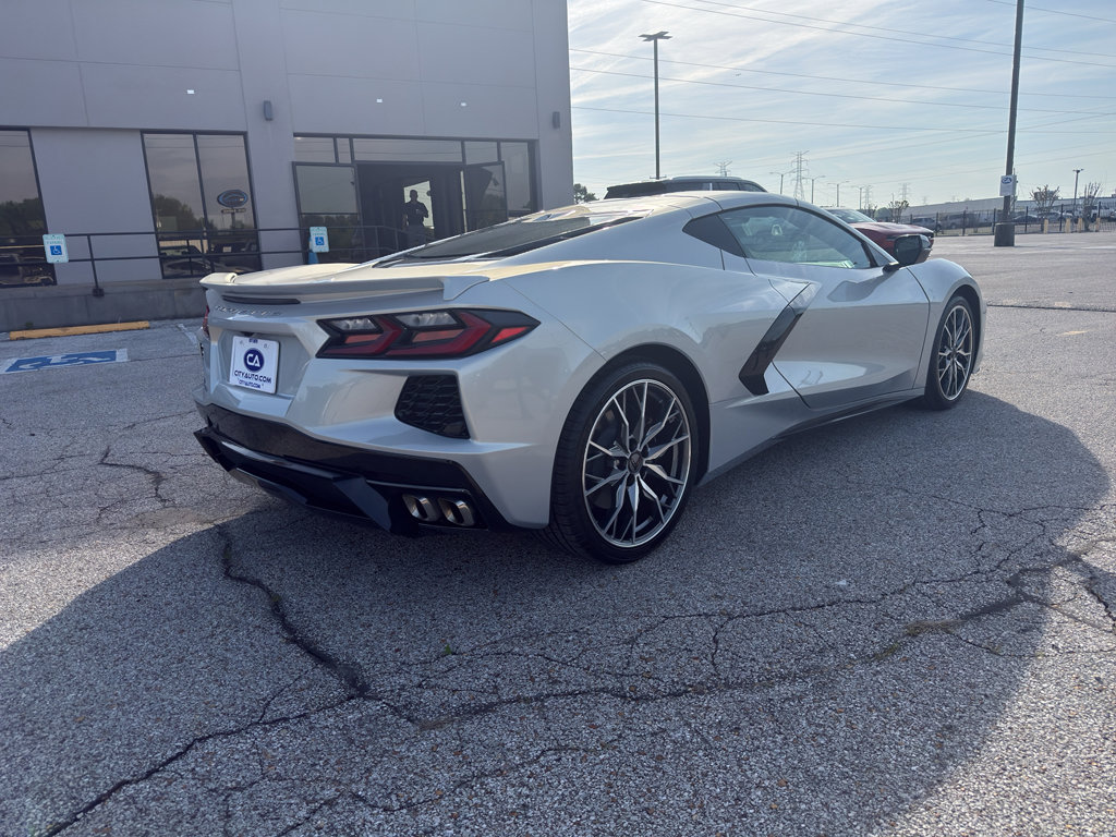 Used 2024 Chevrolet Corvette Stingray Coupe image 6