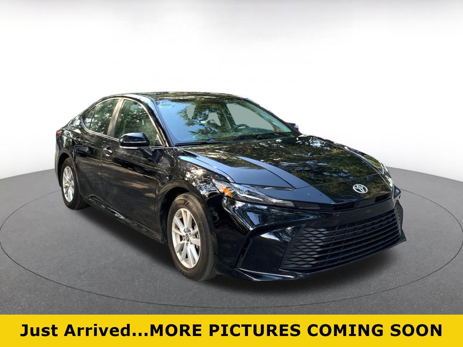 Used 2025 Toyota Camry LE
