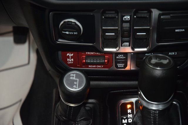 Used 2024 Jeep Wrangler Rubicon w/ Convenience Group image 32