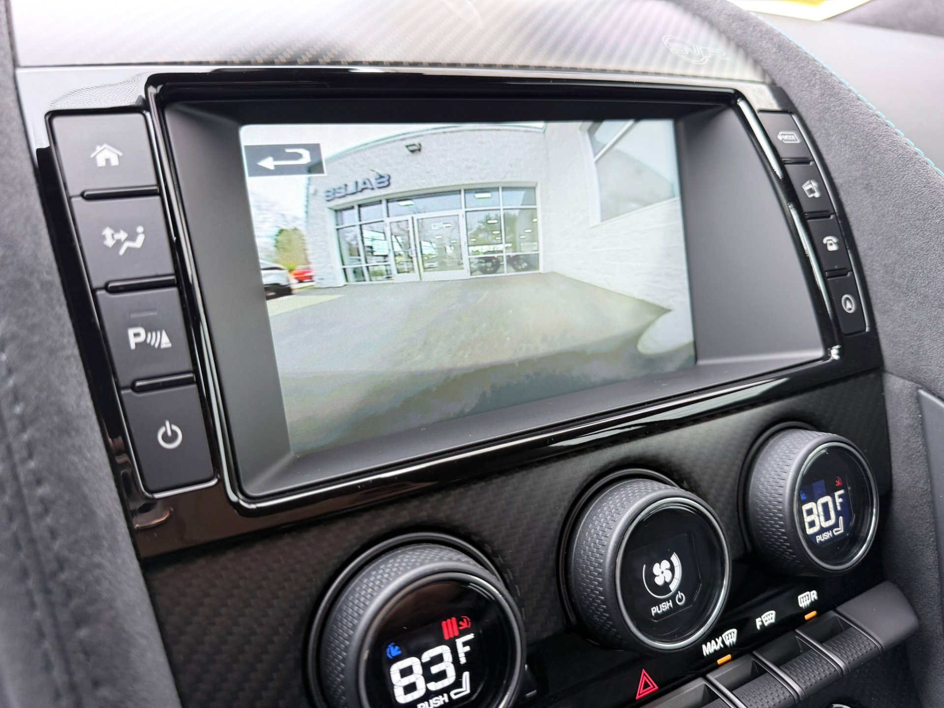 Used 2017 Jaguar F-TYPE SVR image 22