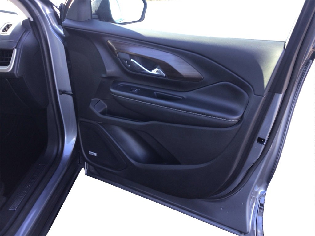 Used 2018 GMC Terrain Denali w/ Advanced Safety Package image 21