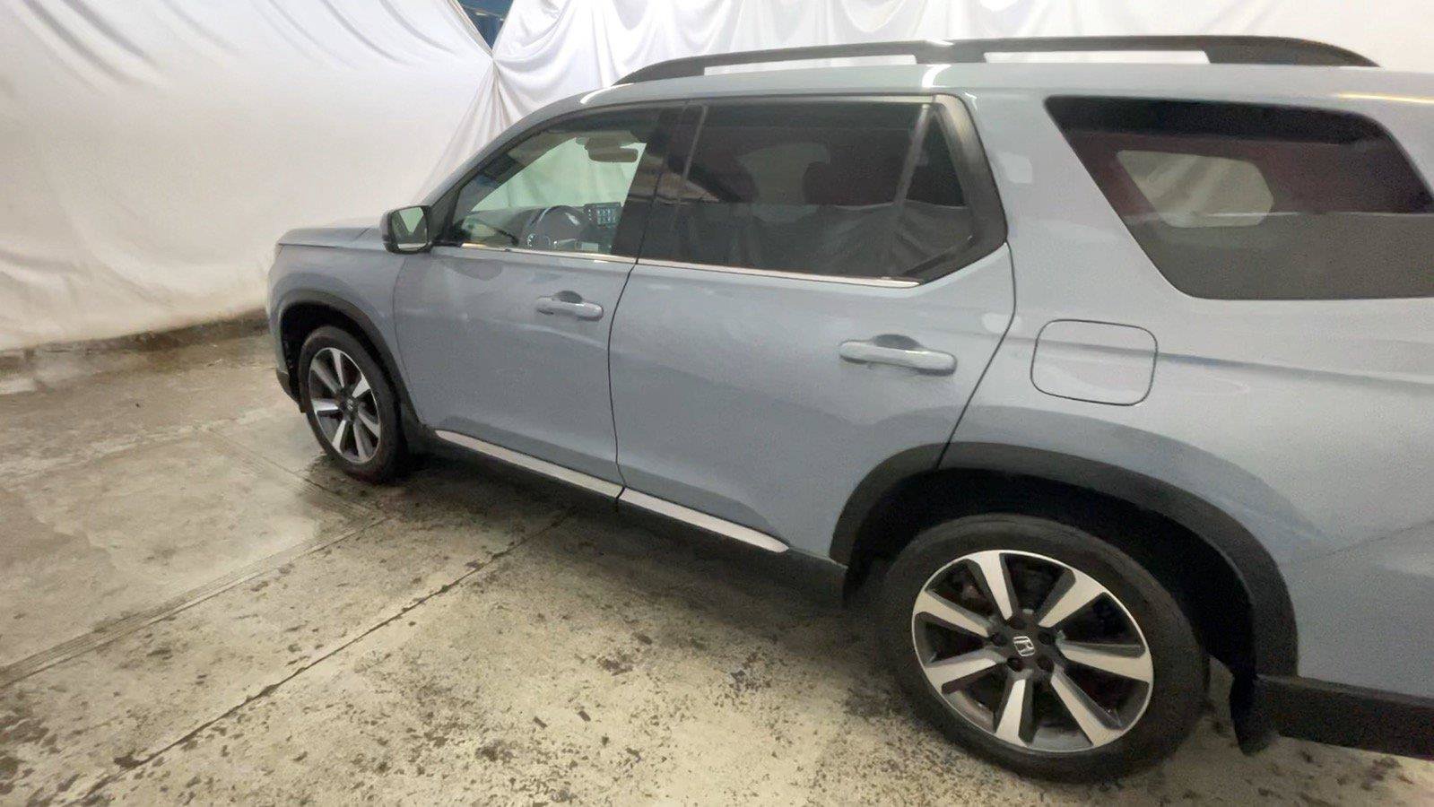Certified 2023 Honda Pilot Touring image 10