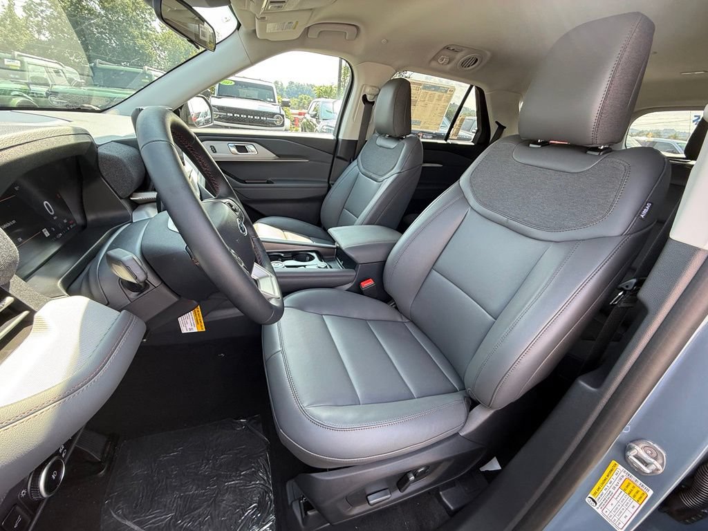 New 2026 Ford Explorer Active w/ Active Comfort Package AWD/4WD image 15