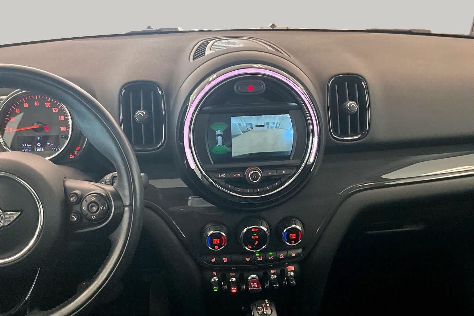 Used 2018 MINI Cooper Countryman FWD image 6