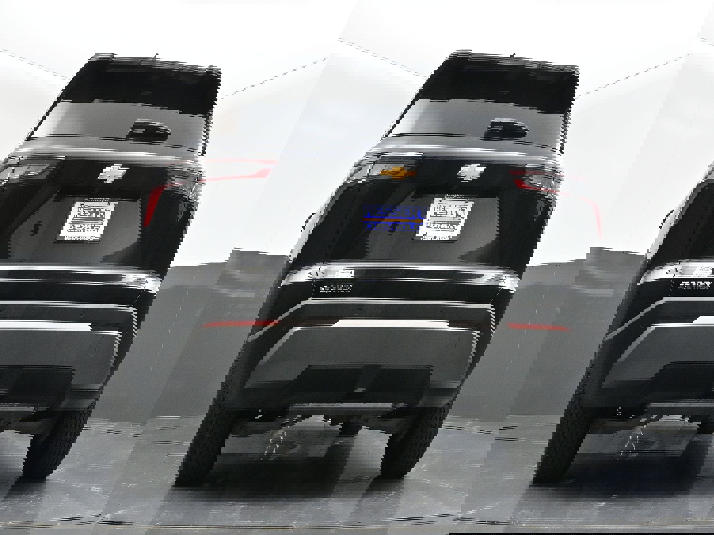 Used 2025 Chevrolet Equinox LT w/ Safety and Technology Package image 39