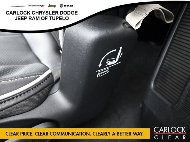 New 2026 Chrysler Pacifica Limited FWD image 31