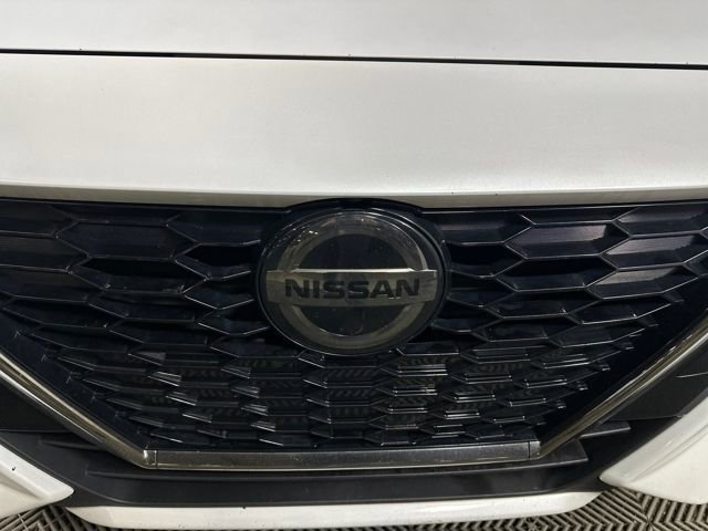 Used 2021 Nissan Sentra SR w/ SR Premium Package image 9