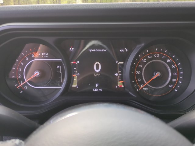 New 2026 Jeep Wrangler Unlimited Sahara AWD/4WD image 32