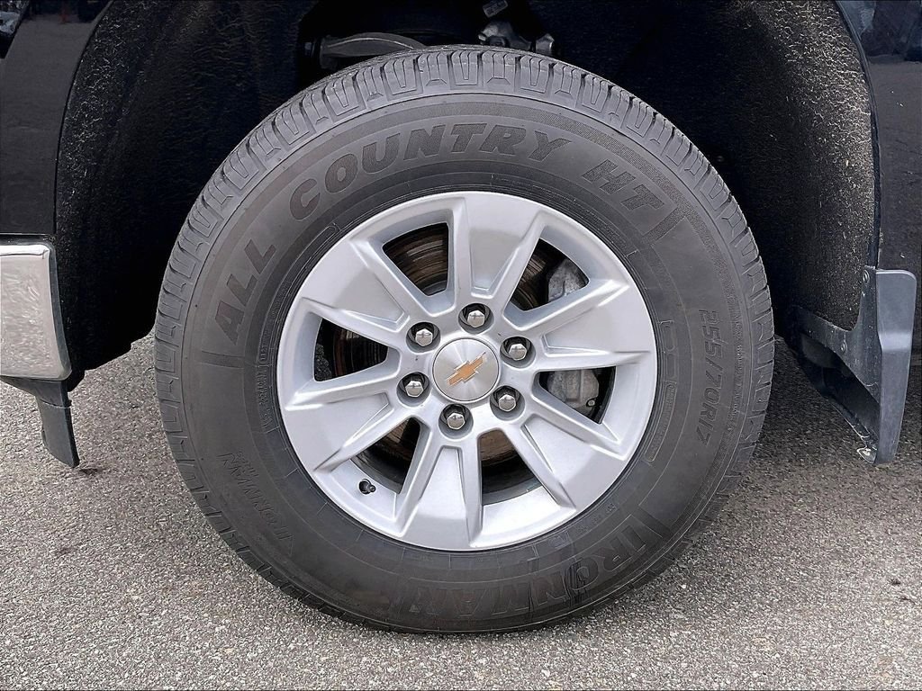 Used 2025 Chevrolet Silverado 1500 LT AWD/4WD image 7