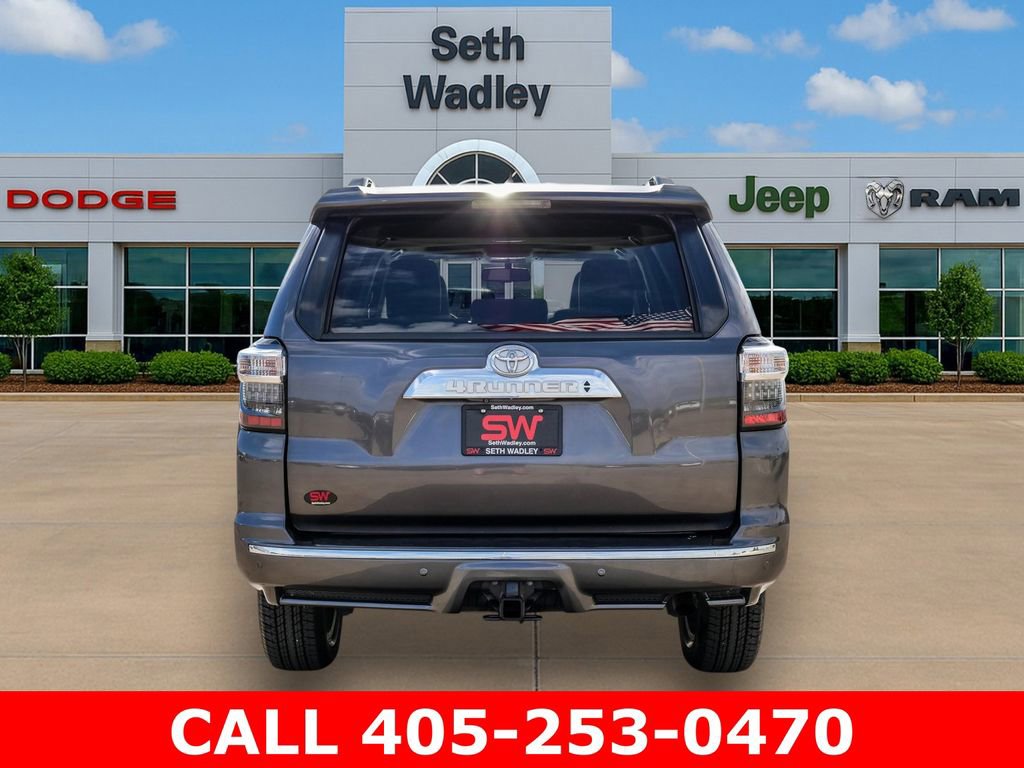 Used 2015 Toyota 4Runner Limited AWD/4WD image 6
