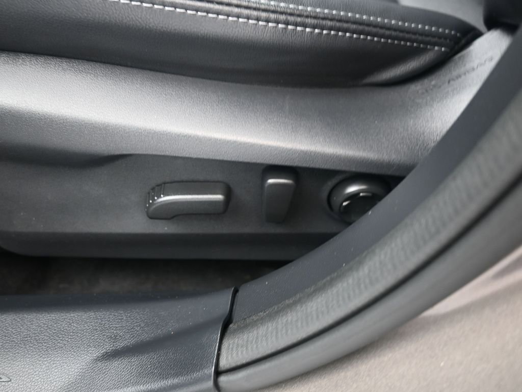 Used 2023 Subaru Outback Limited XT image 14