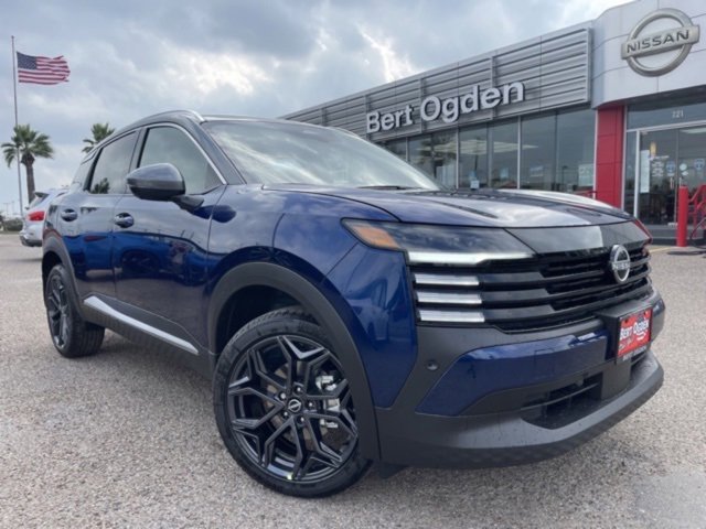 New 2025 Nissan Kicks SR