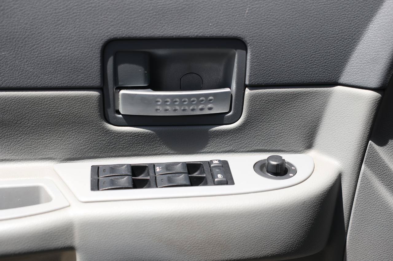 Used 2005 Dodge Durango SLT RWD image 37