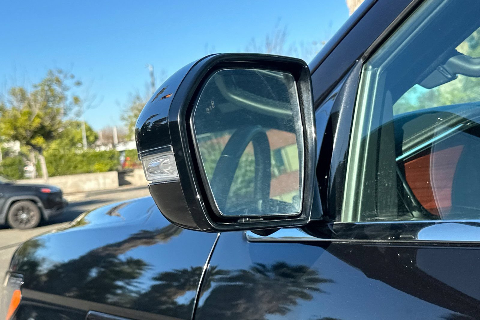 Used 2024 Lincoln Navigator Premiere AWD/4WD image 52