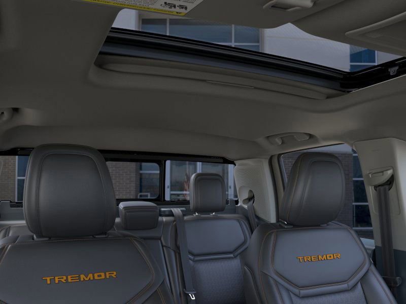 New 2025 Ford Maverick Tremor image 12